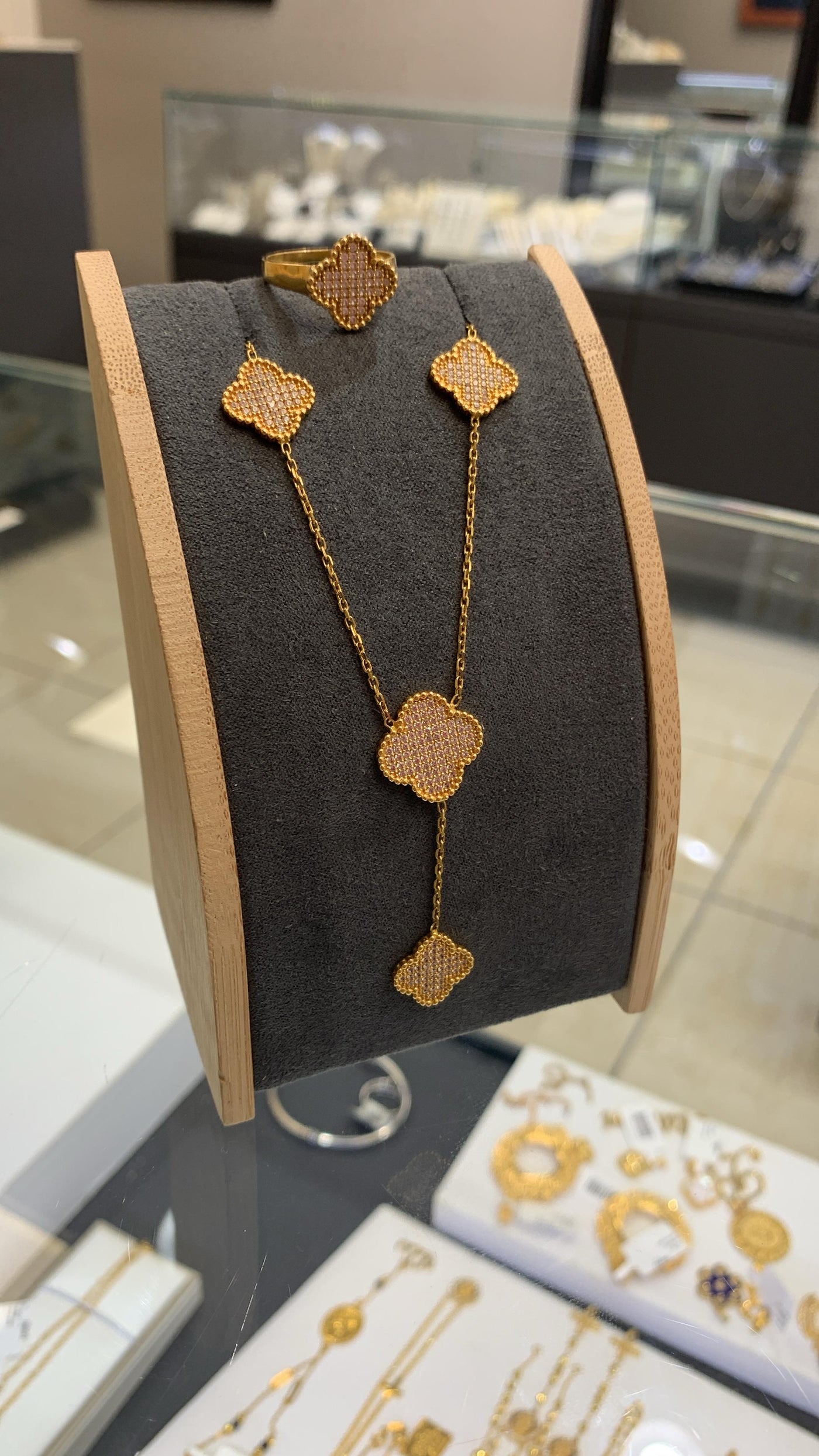 21K Gold Clover Necklace