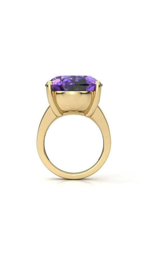 Amythest yellow gold ring