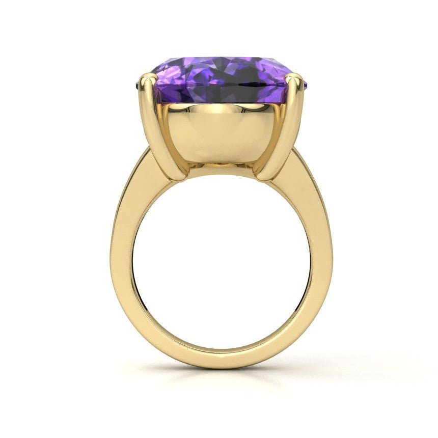 Amythest yellow gold ring